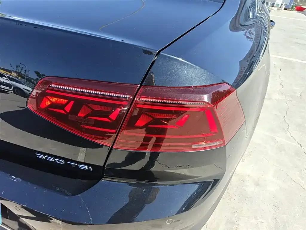 Volkswagen Magotan 2023 из CN, фото 7