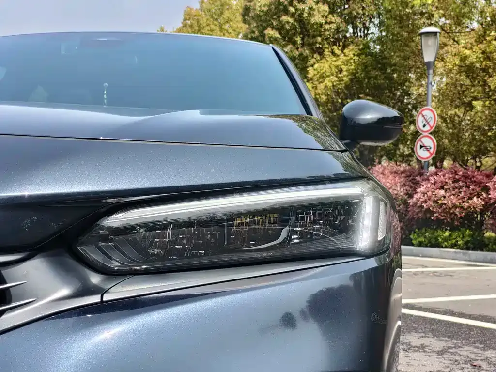 Honda Civic — фото 10