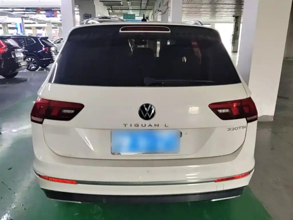 Volkswagen Tiguan L — фото 4
