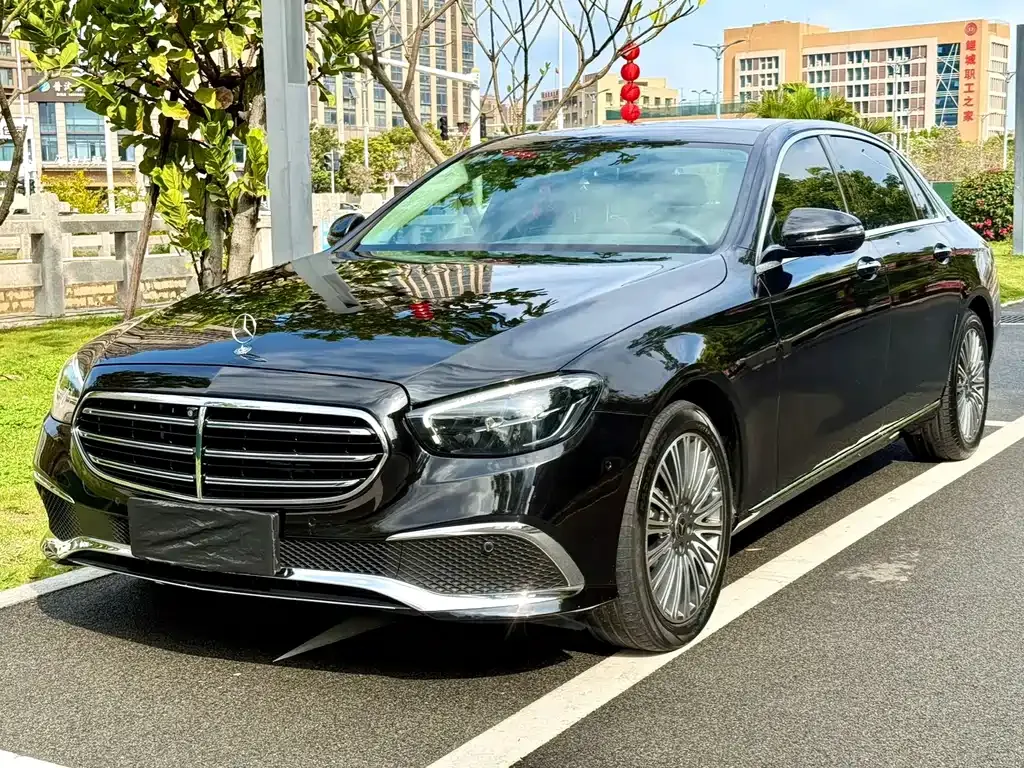 Mercedes-Benz E-Class 2023 из CN, фото 1