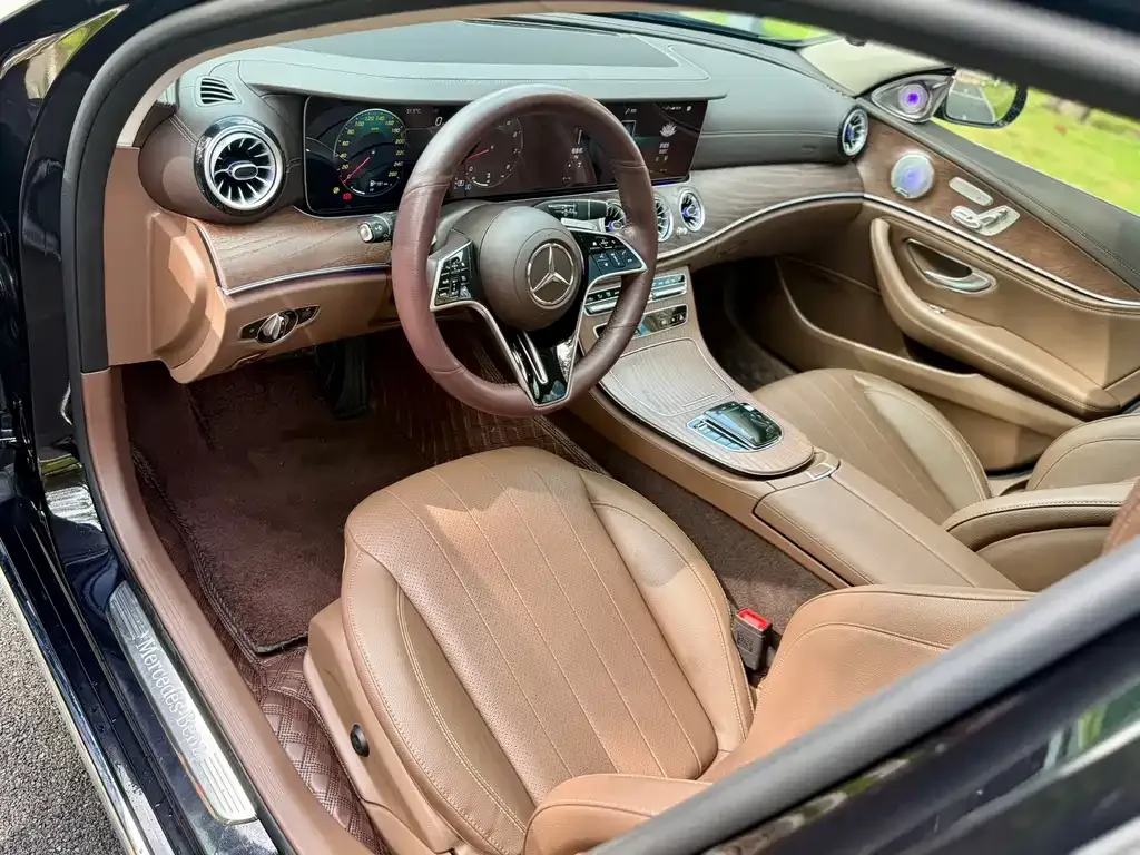 Mercedes-Benz E-Class 2023 из CN, фото 2