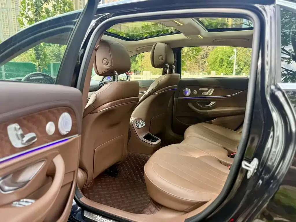 Mercedes-Benz E-Class 2023 из CN, фото 9