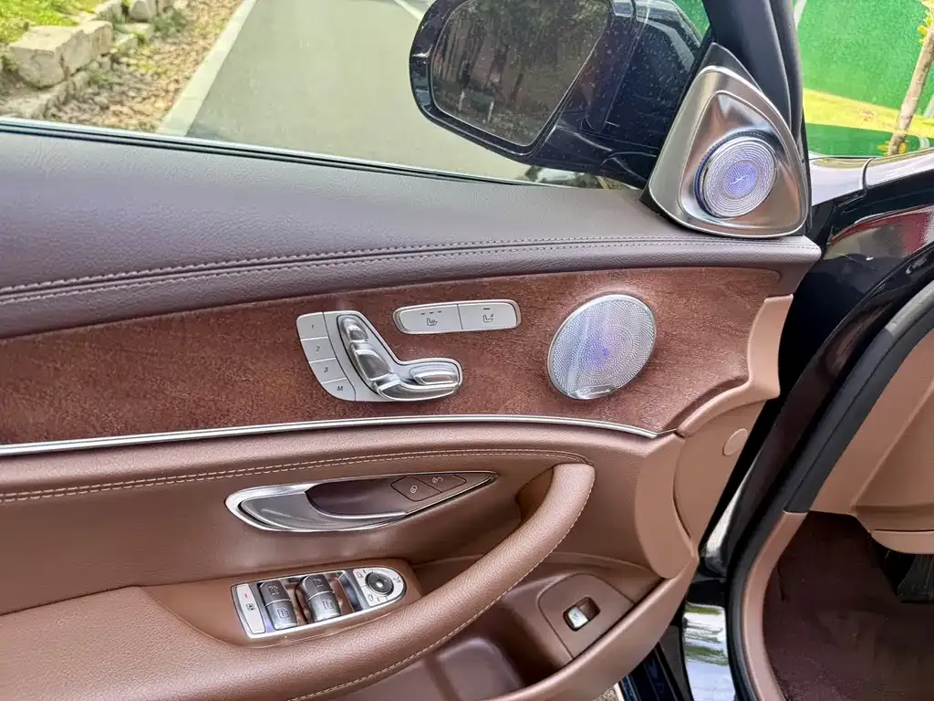 Mercedes-Benz E-Class 2023 из CN, фото 10