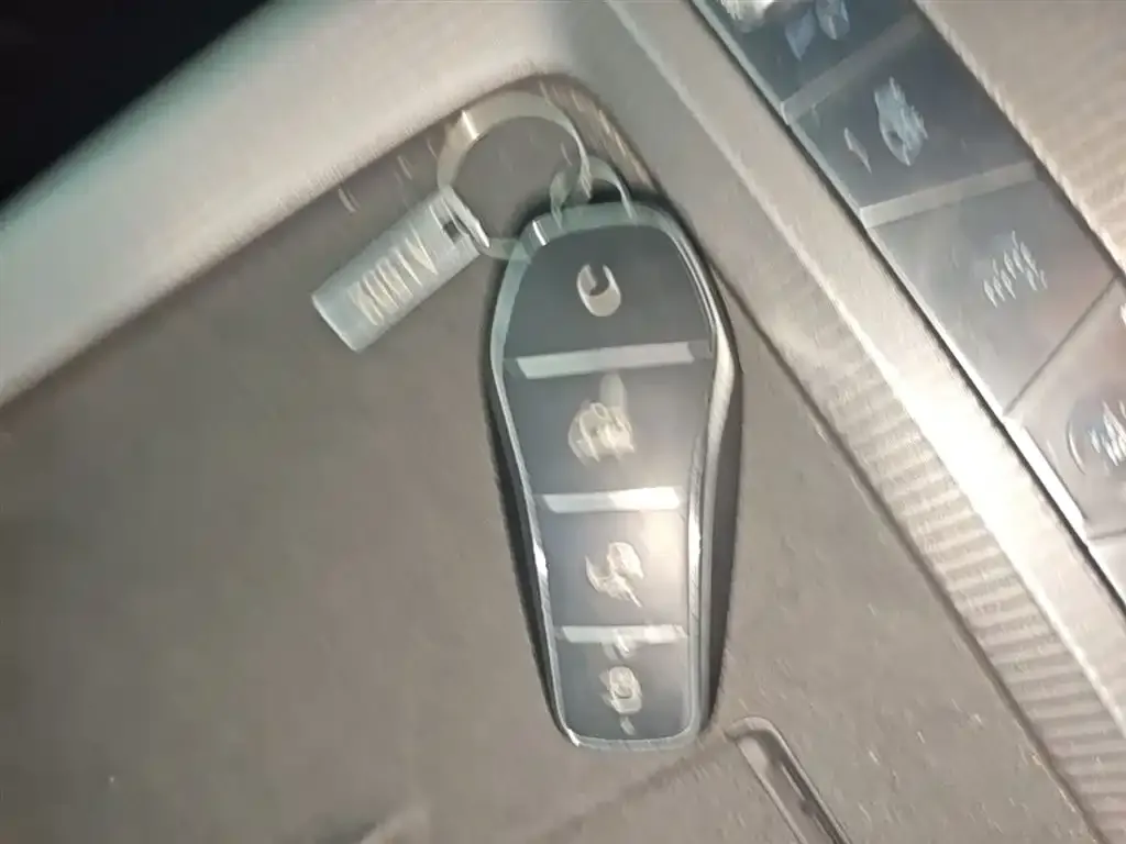 BYD Han L 2025 из CN, фото 3