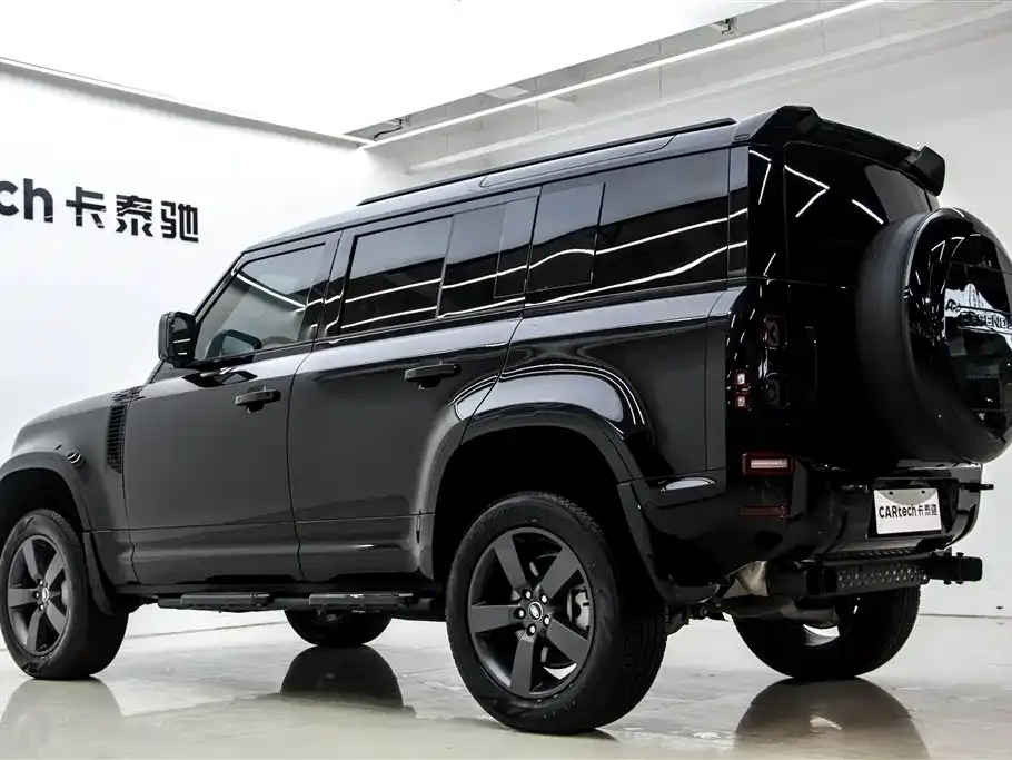 Land Rover Defender — фото 6
