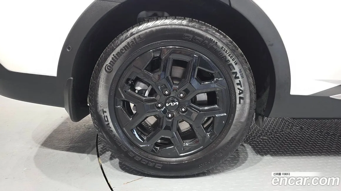 Kia Sorento — фото 10