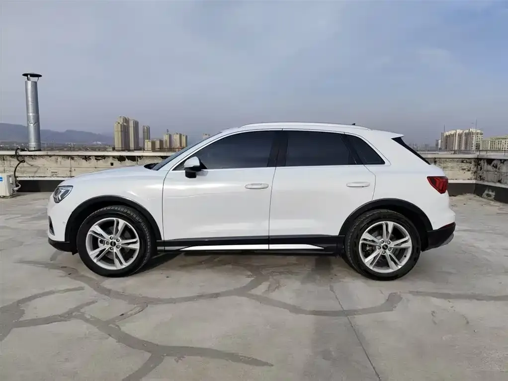 Audi Q3 — фото 5