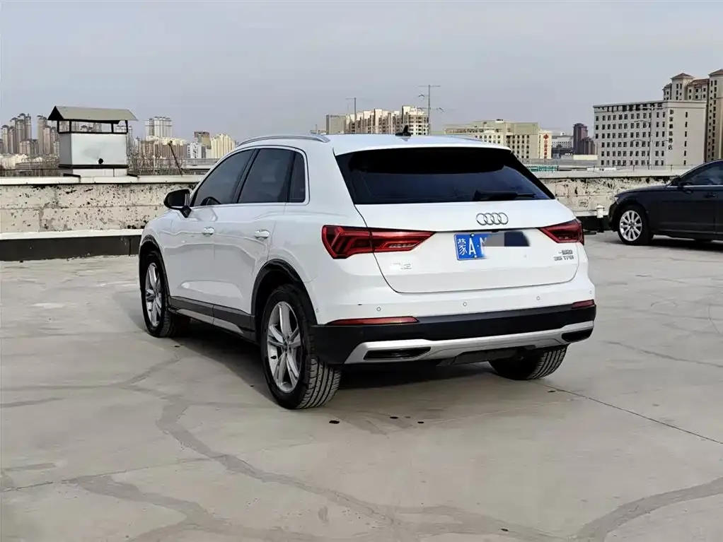 Audi Q3 — фото 4