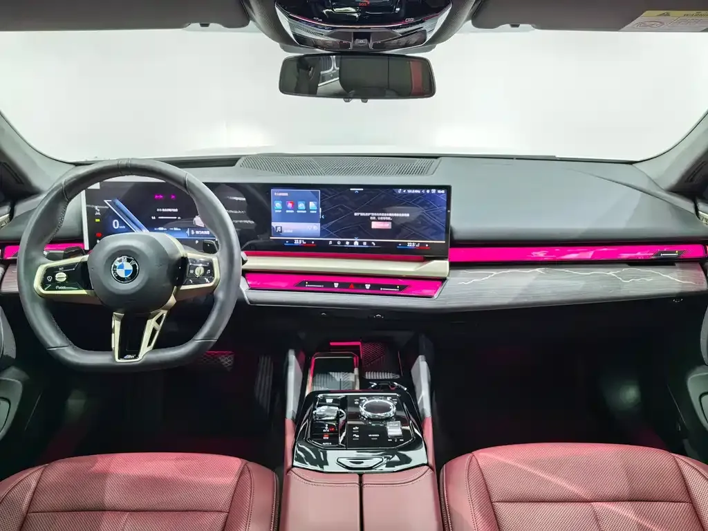 BMW 5 Series 2025 из CN, фото 10
