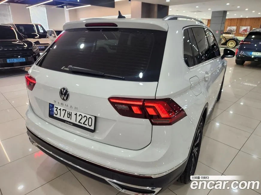 Volkswagen Tiguan — фото 9