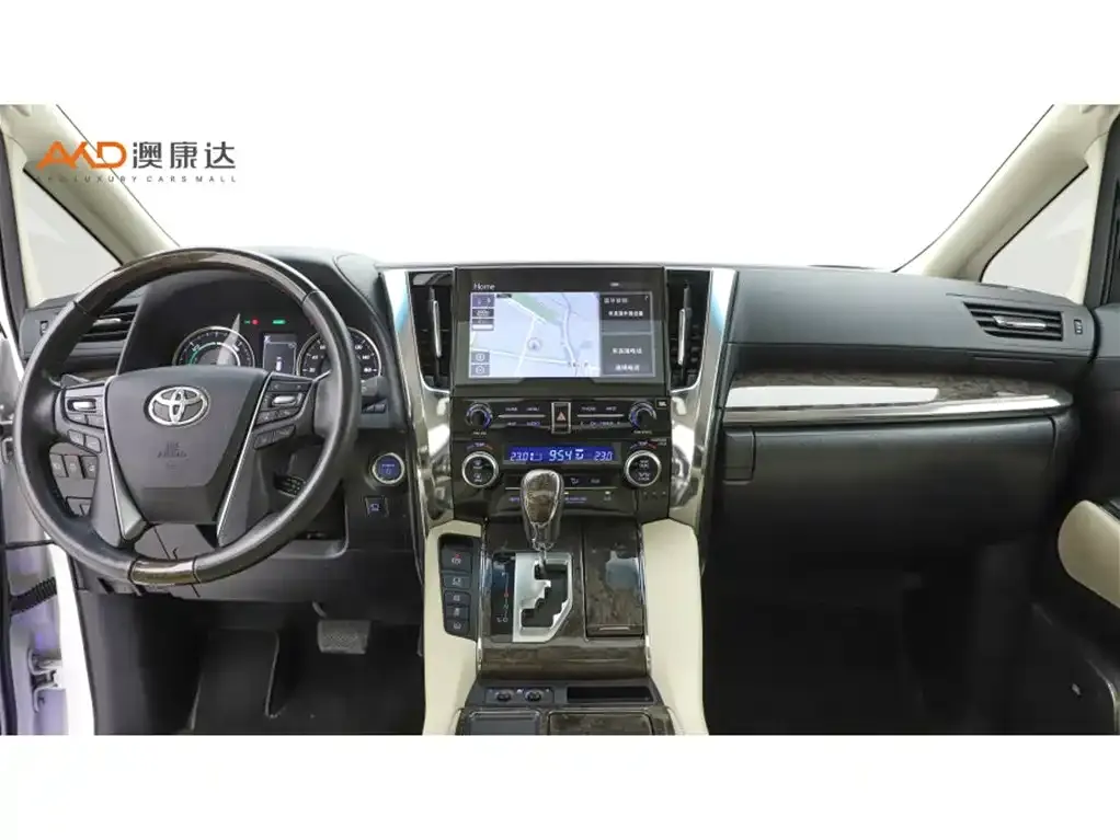 Toyota Vellfire — фото 8