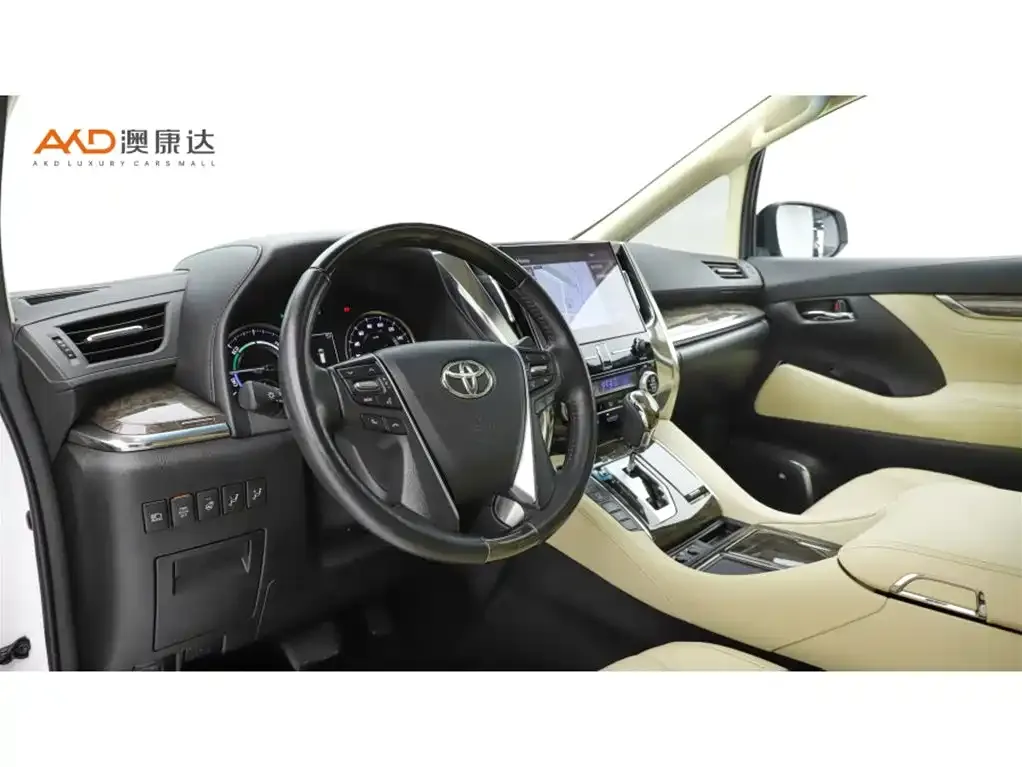 Toyota Vellfire — фото 4