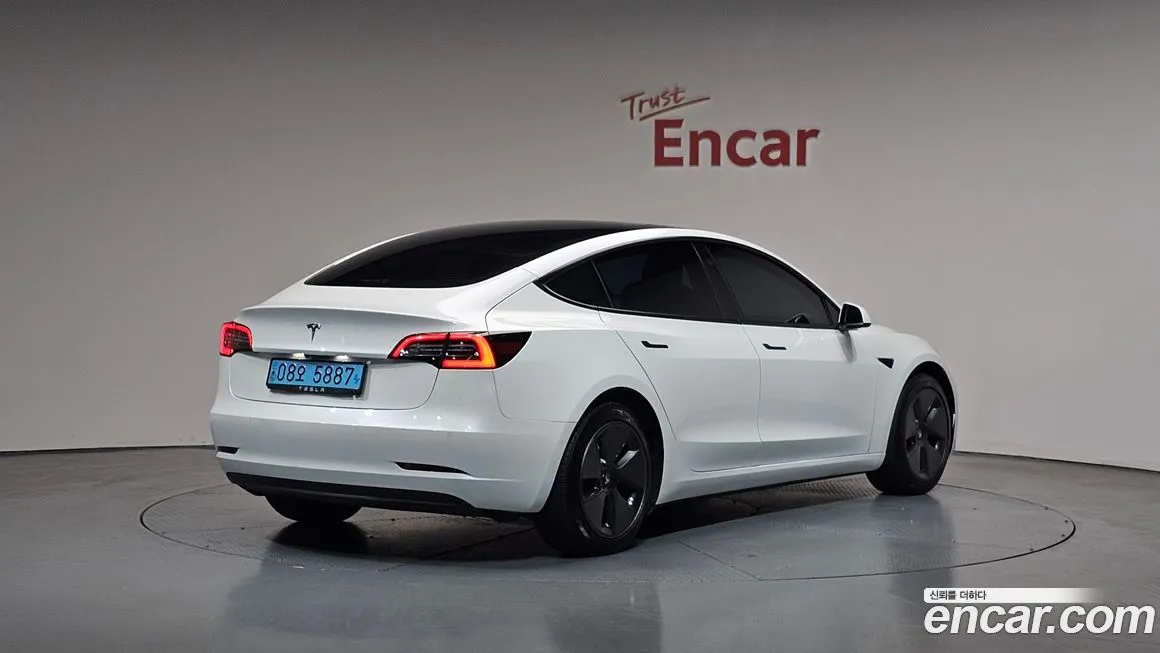 Tesla Model 3 2022 из KR, фото 7
