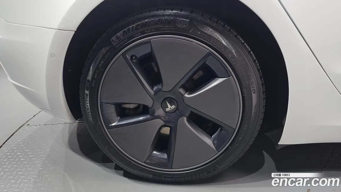 Tesla Model 3 2022 из KR, фото 4