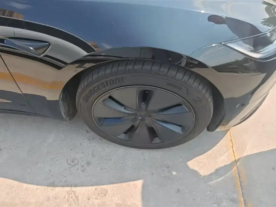Tesla Model 3 2026 из CN, фото 3