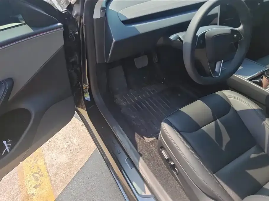 Tesla Model 3 2026 из CN, фото 9