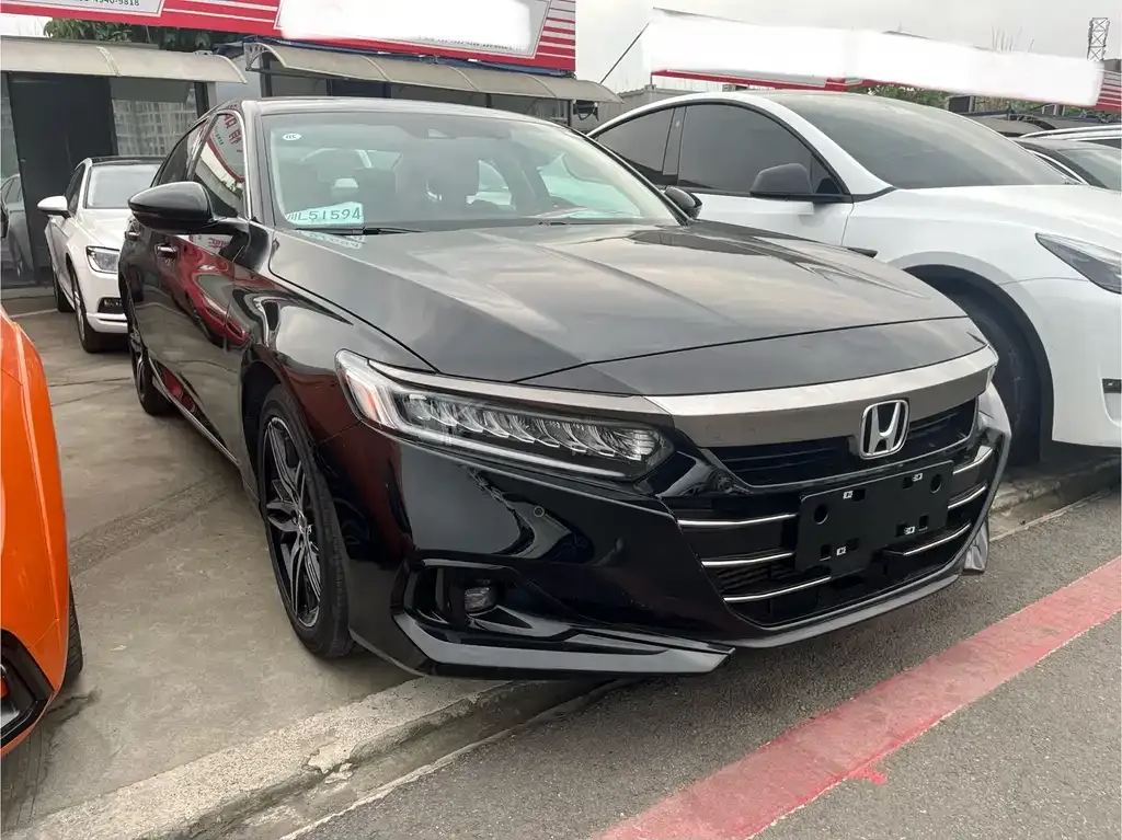 Honda Accord — фото 3