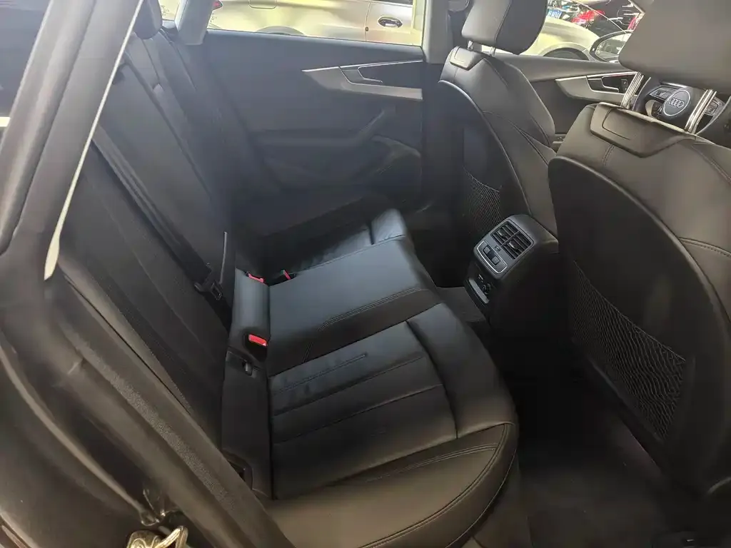 Audi A5 (Import) — фото 2