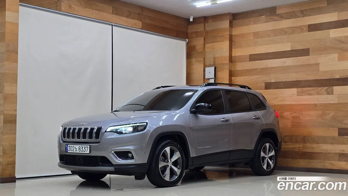 Jeep Cherokee 2022 из KR, фото 1