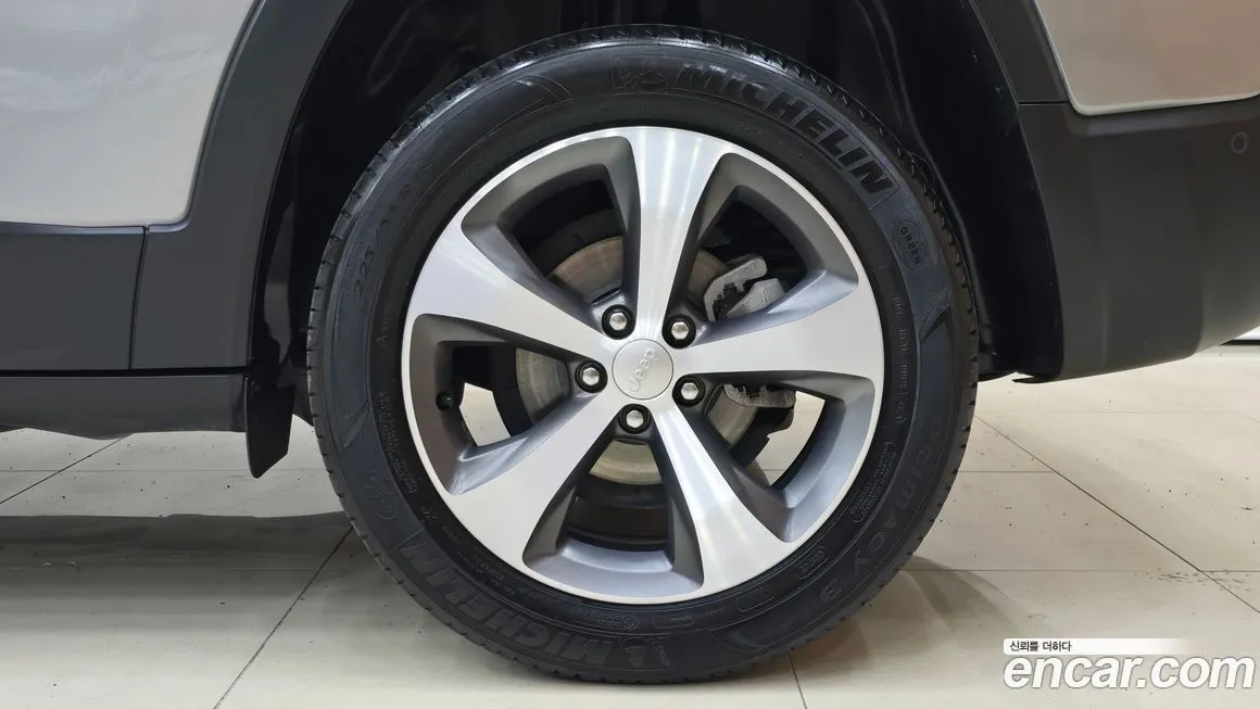 Jeep Cherokee 2022 из KR, фото 9