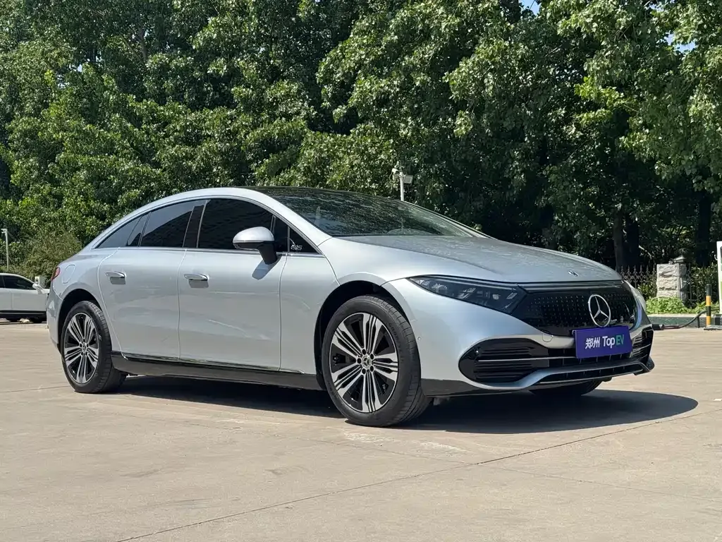 Mercedes-Benz EQS — фото 10
