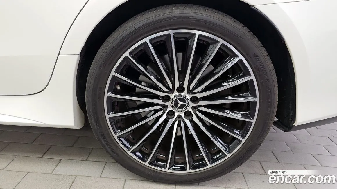 Mercedes-Benz CLS-Class — фото 10