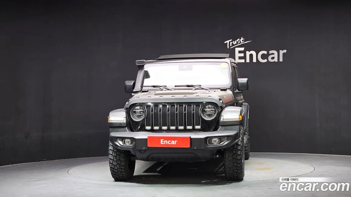 Jeep Wrangler — фото 2