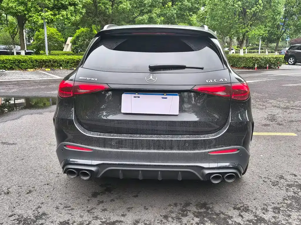 Mercedes-Benz GLC AMG — фото 9