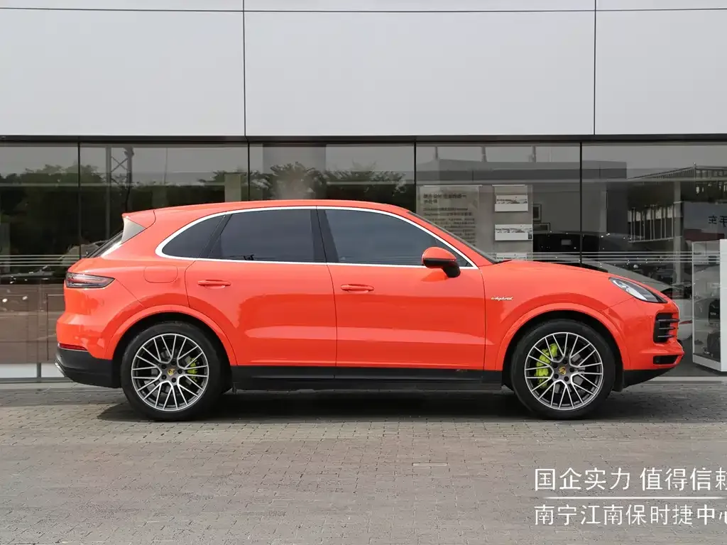 Porsche Cayenne Hybrid — фото 10
