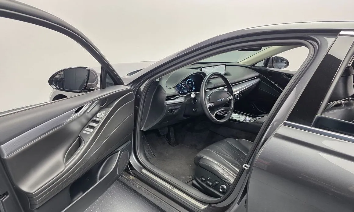 Genesis G80 — фото 10