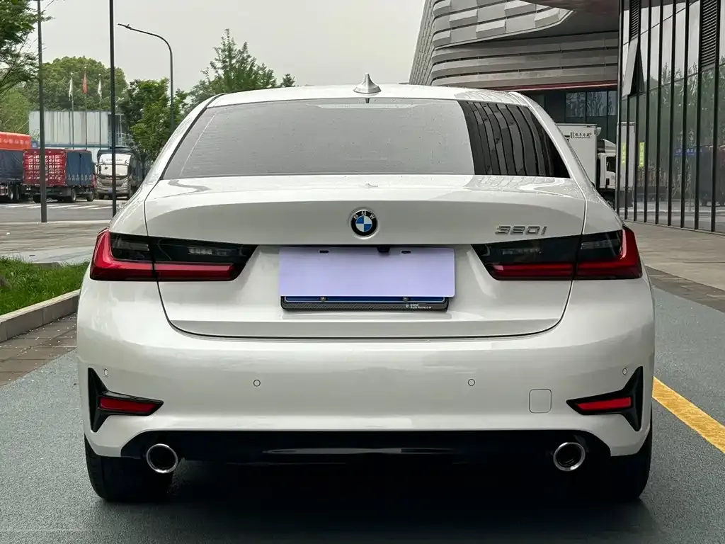 BMW 3 Series — фото 2