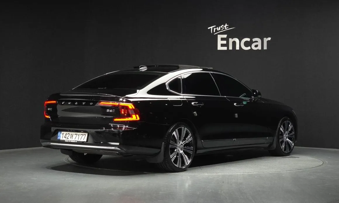 Volvo S90 — фото 6