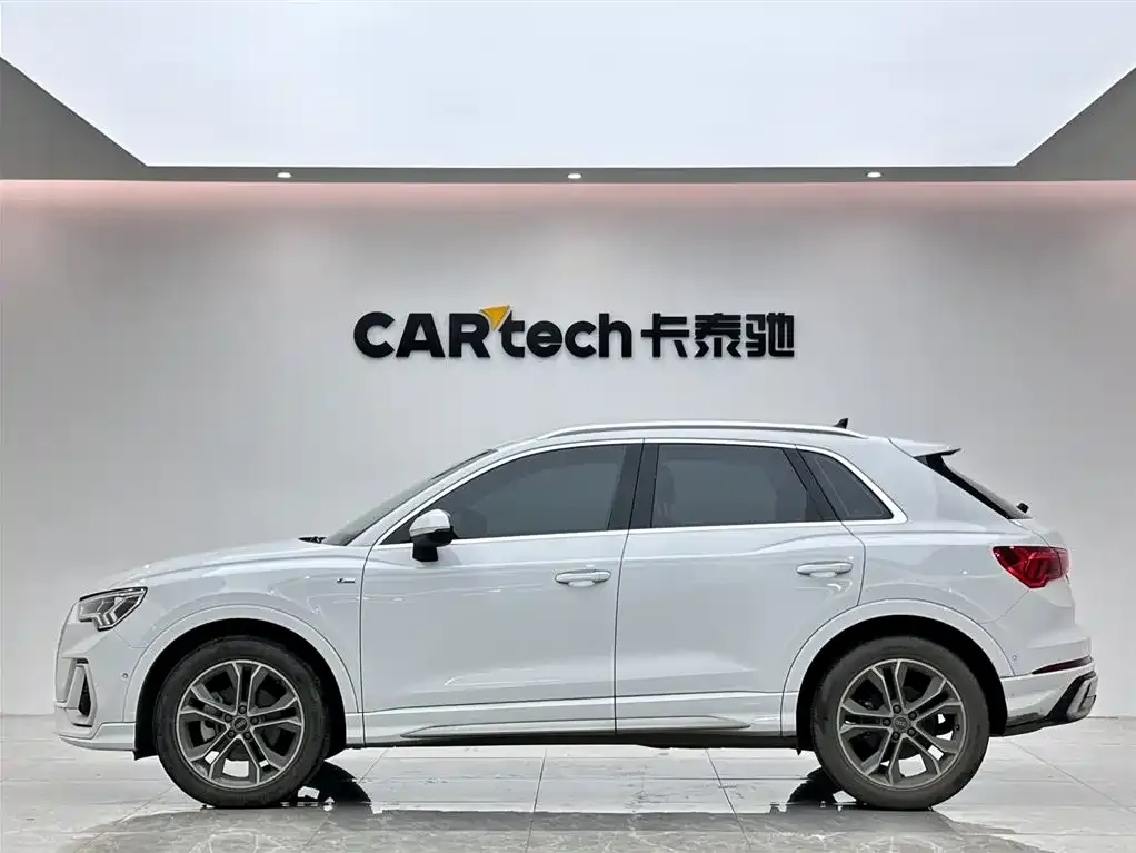 Audi Q3 — фото 2