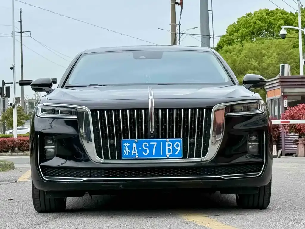 Hongqi H9 — фото 1