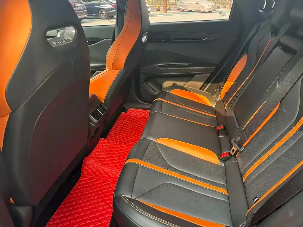 Changan UNI-V 2024 из CN, фото 2