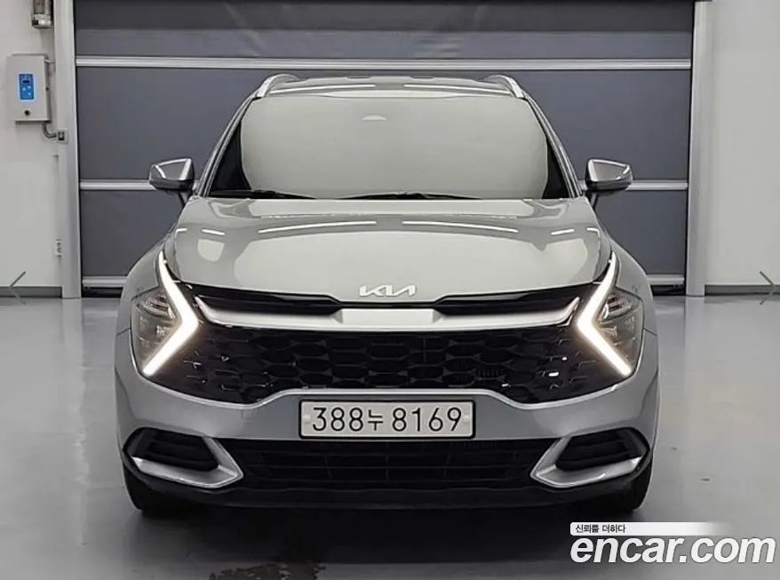 Kia Sportage — фото 1
