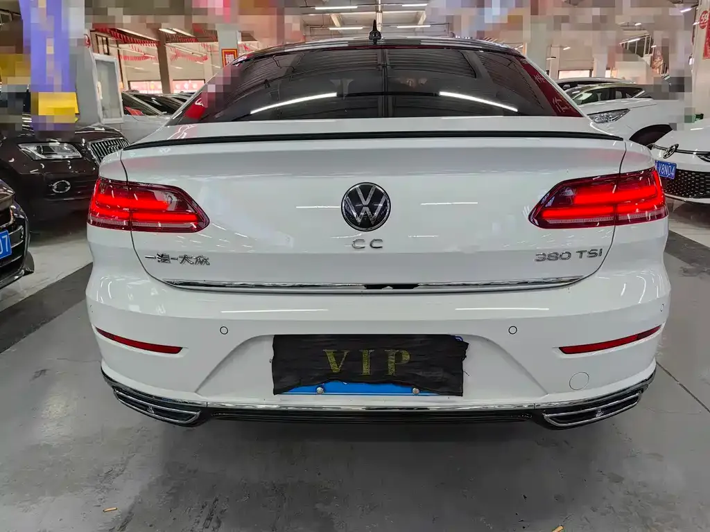 Volkswagen CC — фото 9