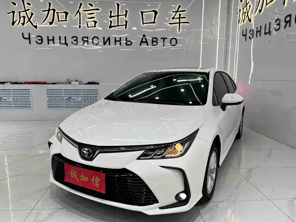Toyota Corolla 2023 из CN, фото 1