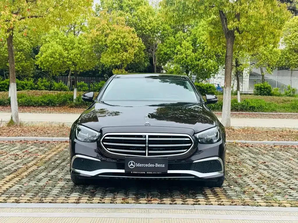 Mercedes-Benz E-Class 2023 из CN, фото 6