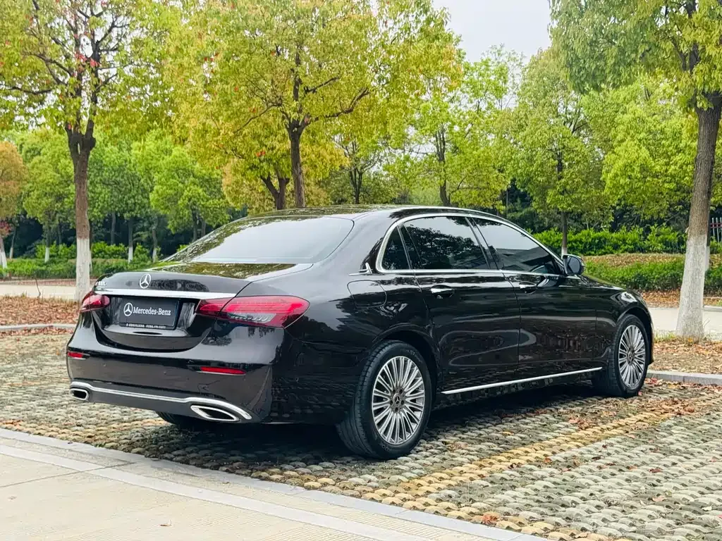 Mercedes-Benz E-Class 2023 из CN, фото 8