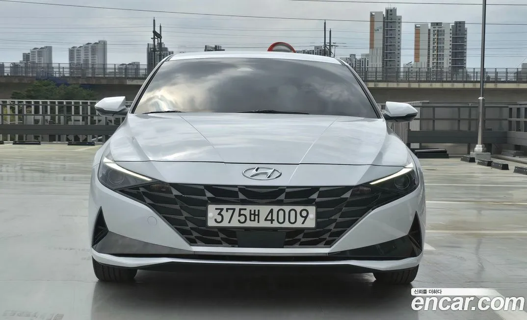Hyundai AVANTE — фото 2