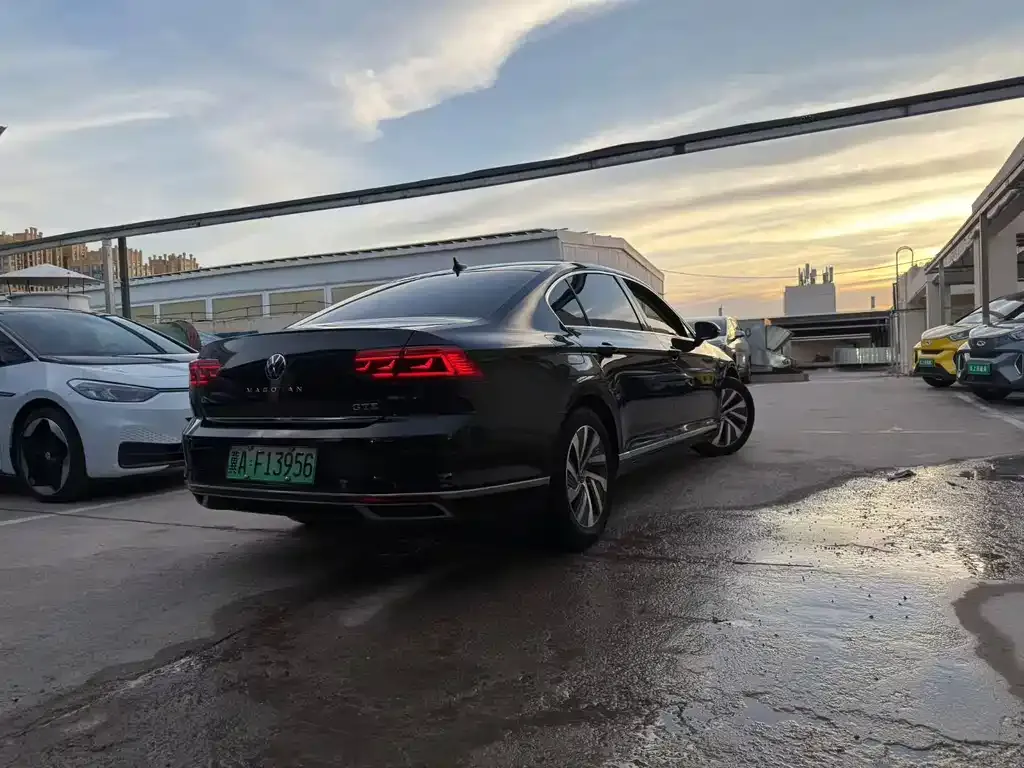 Volkswagen Magotan GTE PHEV 2022 из CN, фото 7