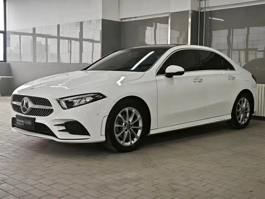 Mercedes-Benz A-Class — фото 1