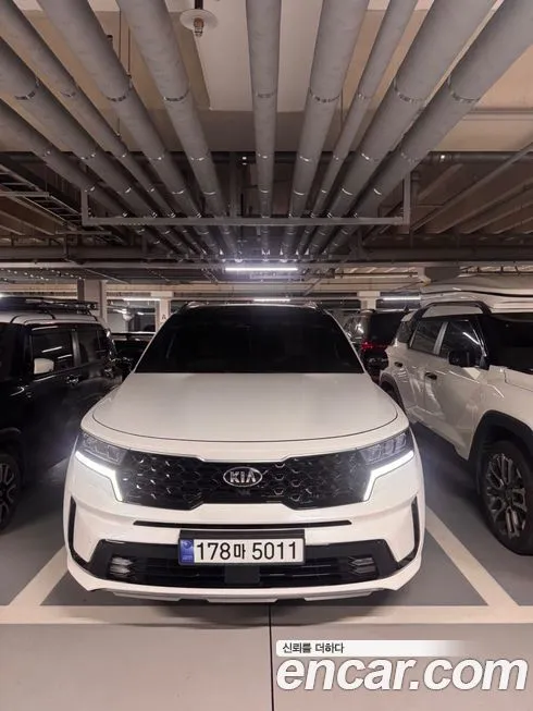Kia Sorento — фото 7
