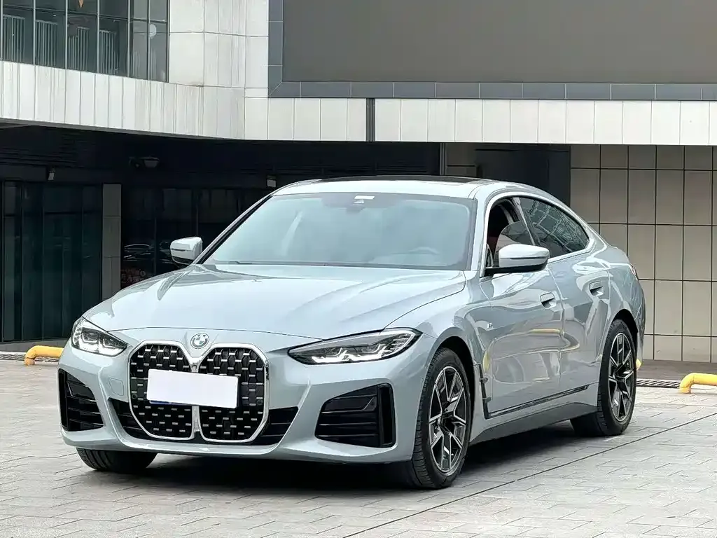 BMW 4 Series — фото 1