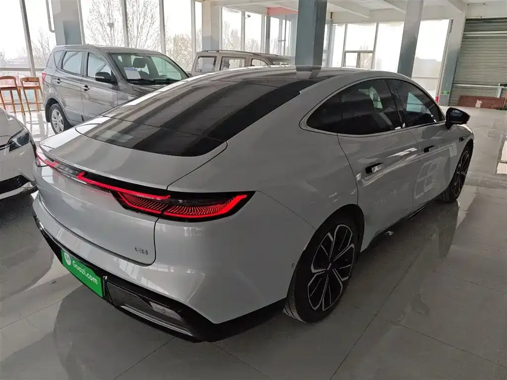 Geely Galaxy E8 2025 из CN, фото 8