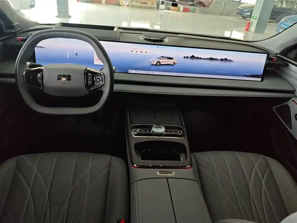 Geely Galaxy E8 2025 из CN, фото 3