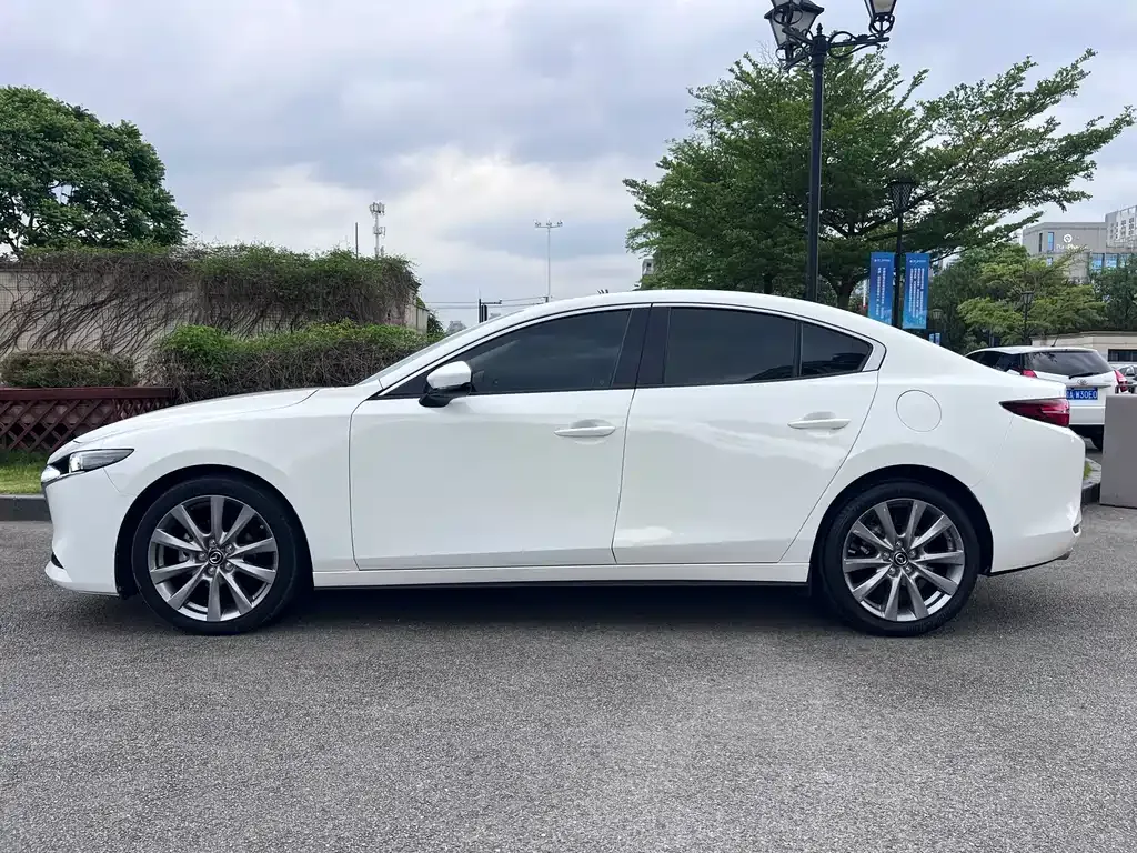 Mazda 3 Axela 2021 из CN, фото 10