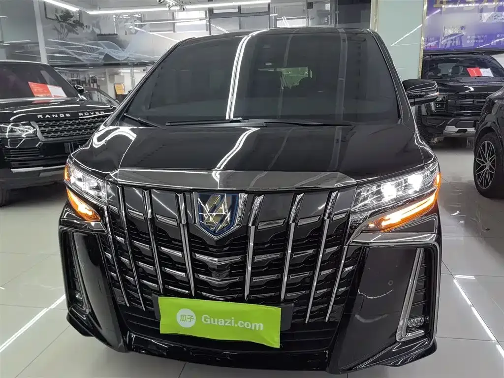 Toyota Alphard 2023 из CN, фото 9