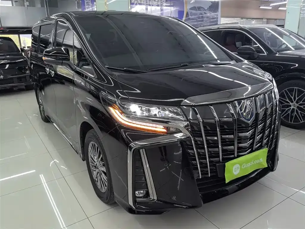Toyota Alphard 2023 из CN, фото 8